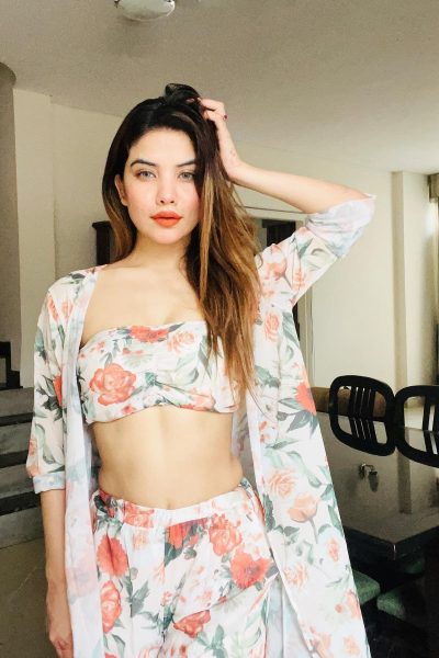 Alambagh Escort Services